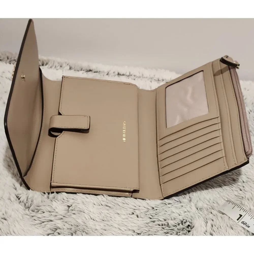 Michael Kors tri fold wallet‎